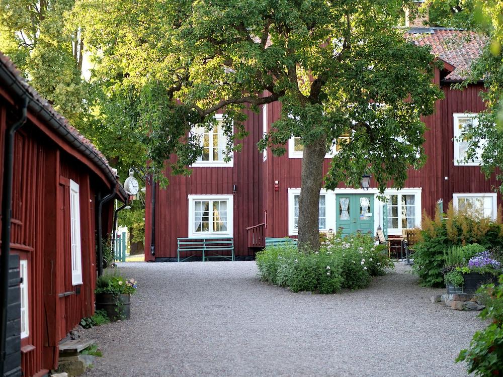 Gripsholms Vaerdshus 4*